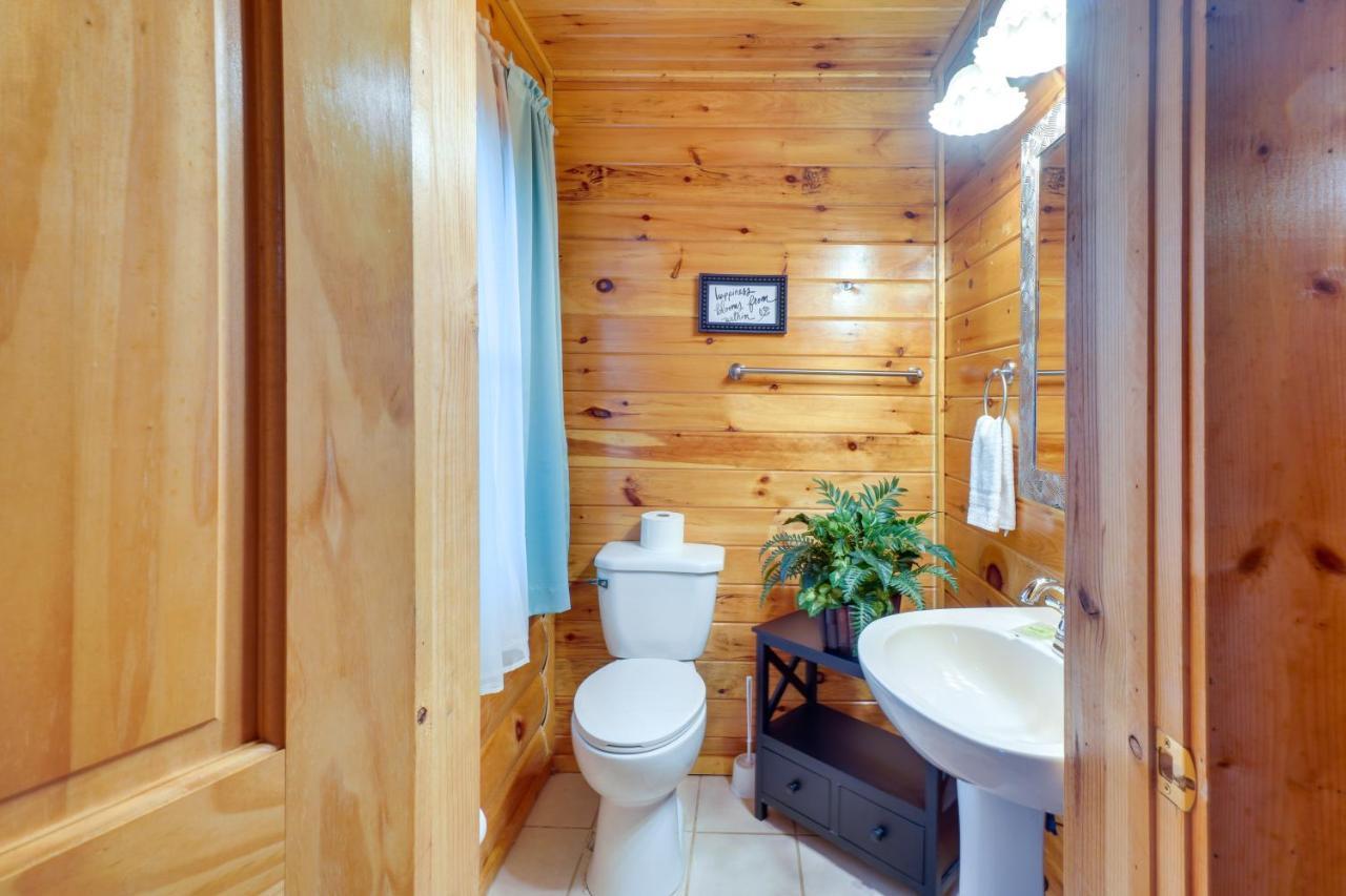 Lovely Gatlinburg Cabin With Private Hot Tub! 外观 照片