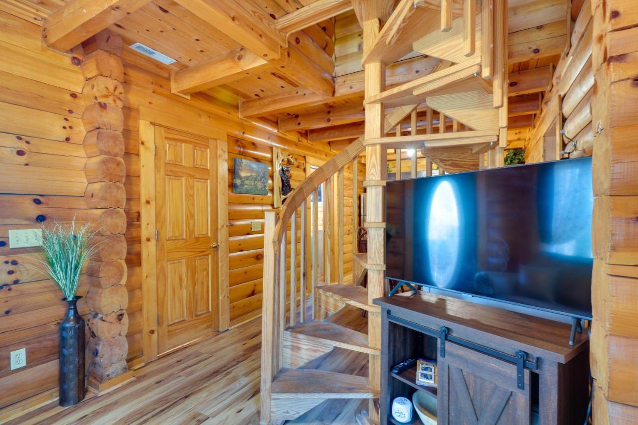 Lovely Gatlinburg Cabin With Private Hot Tub! 外观 照片