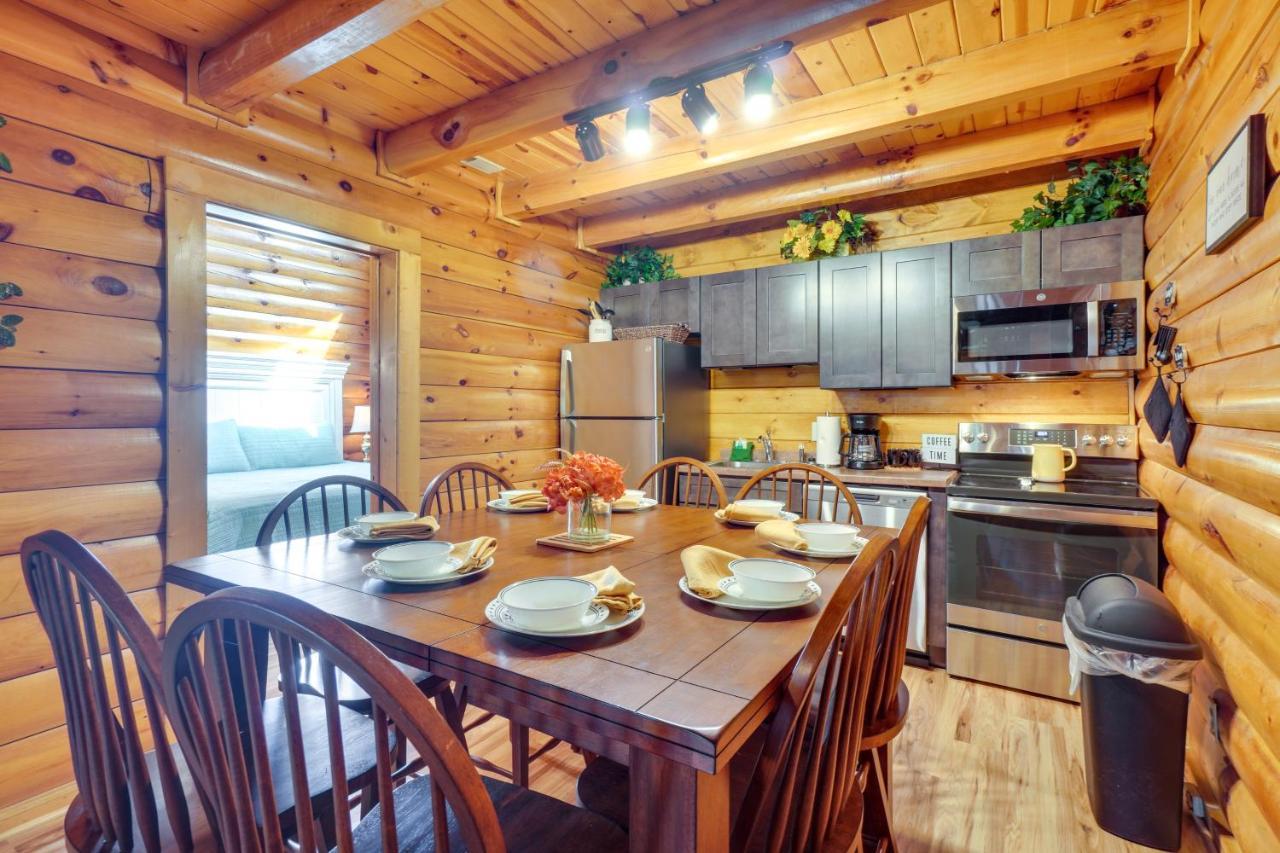 Lovely Gatlinburg Cabin With Private Hot Tub! 外观 照片